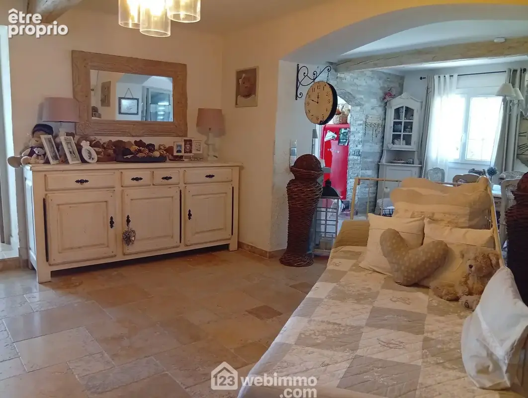 Maison 6 pièces 137 m² à vendre à Le Cannet-Des-Maures (83340) - photo 4