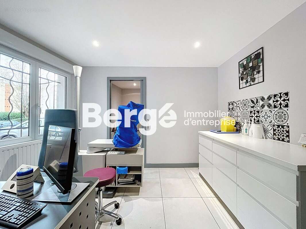 Commerce à DRAGUIGNAN