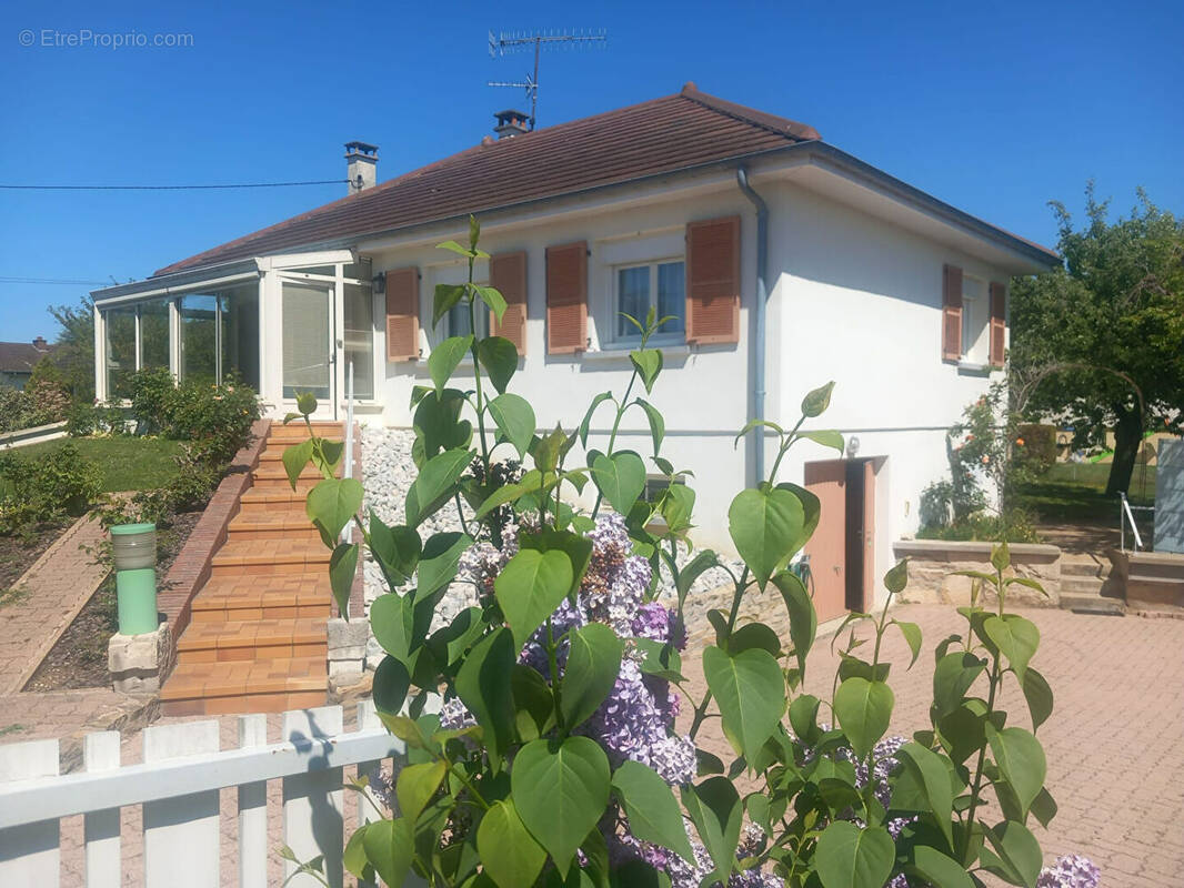 Maison à TAVAUX