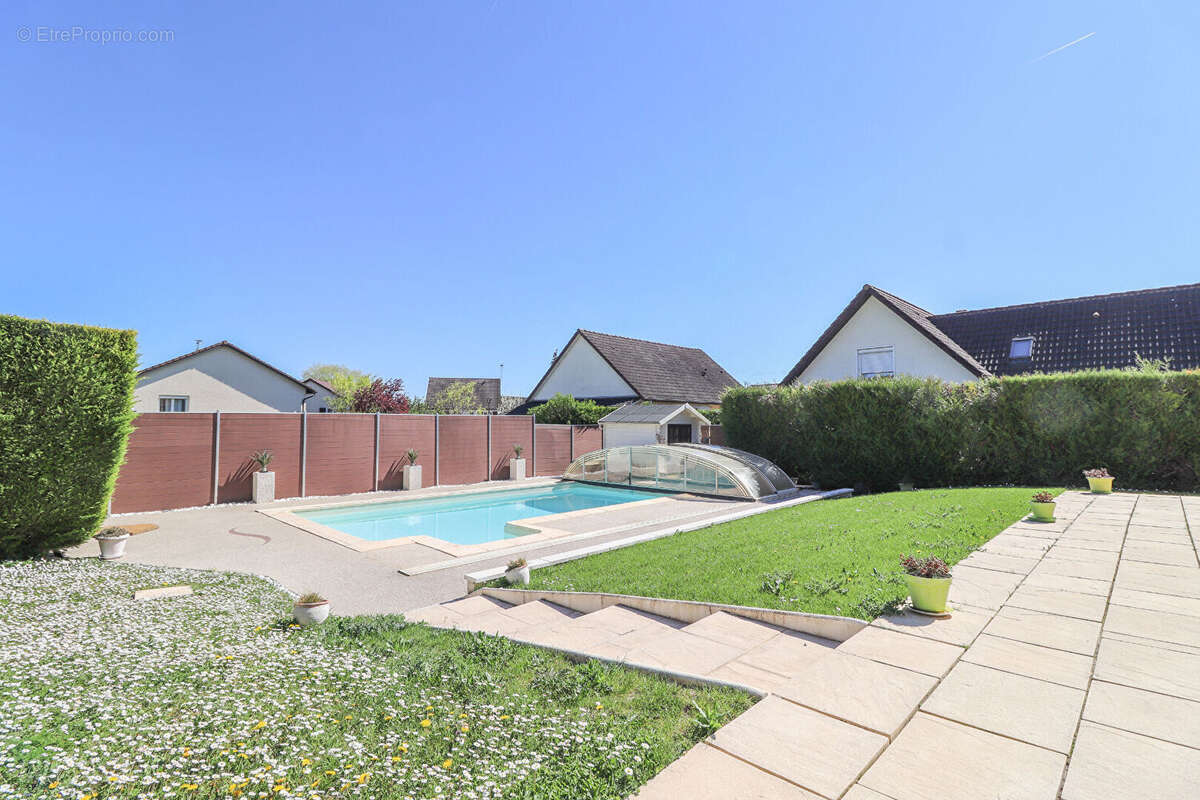 Maison à VAROIS-ET-CHAIGNOT