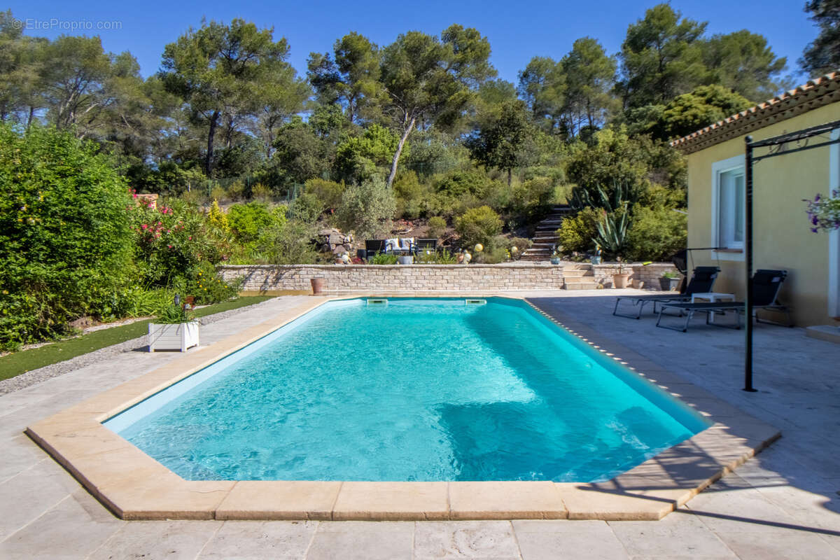 Maison à PIERREFEU-DU-VAR