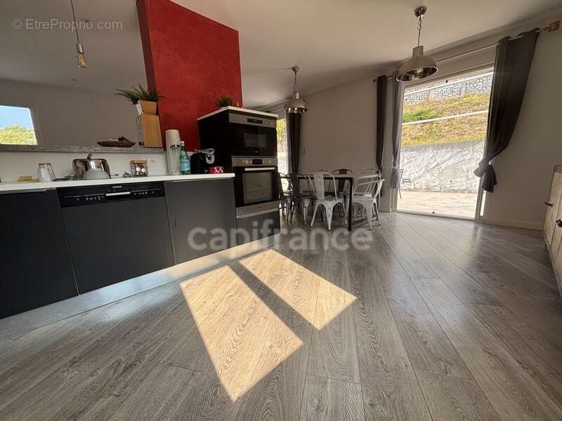 Maison à CAGNES-SUR-MER