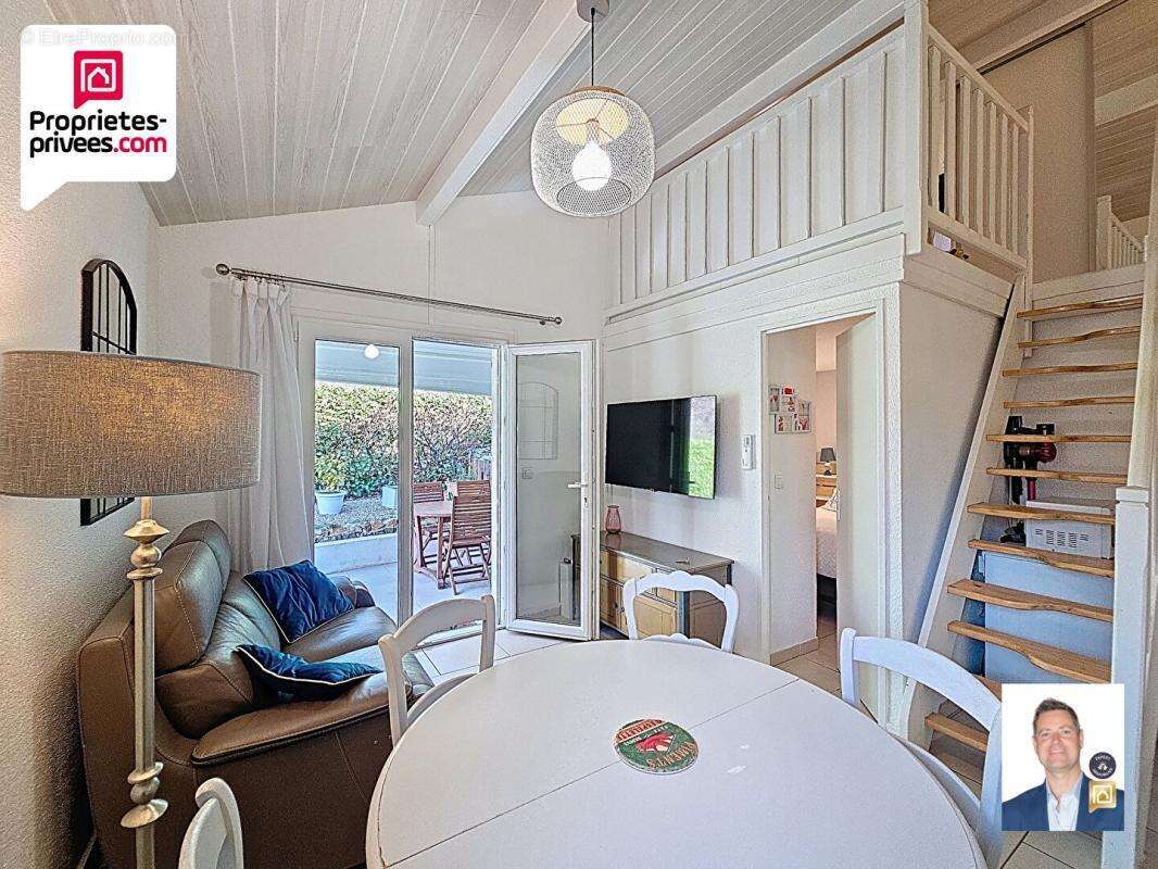 Maison à SAINT-CEZAIRE-SUR-SIAGNE