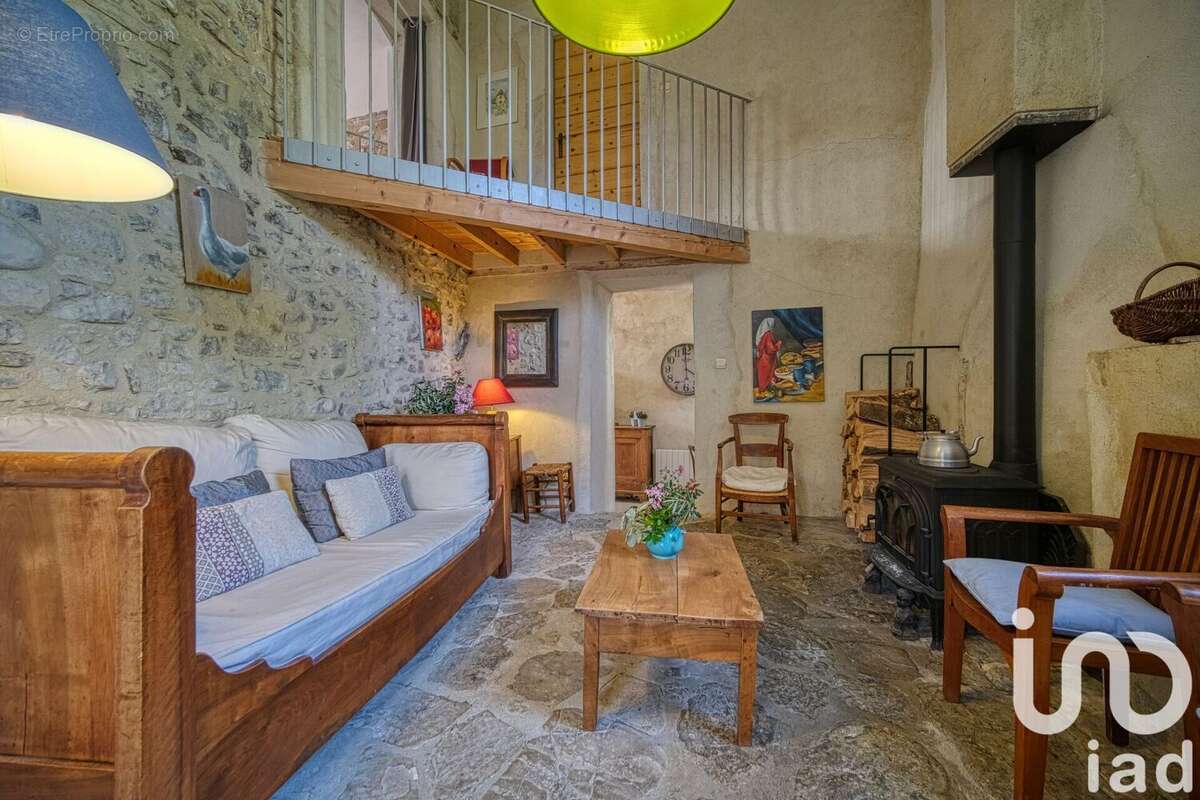 Photo 6 - Maison à MONTCLAR-SUR-GERVANNE