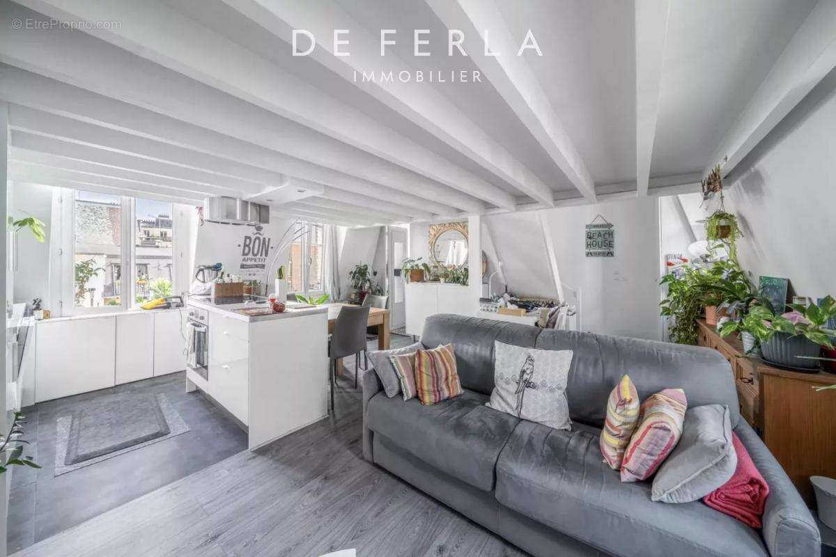 Appartement à PARIS-14E