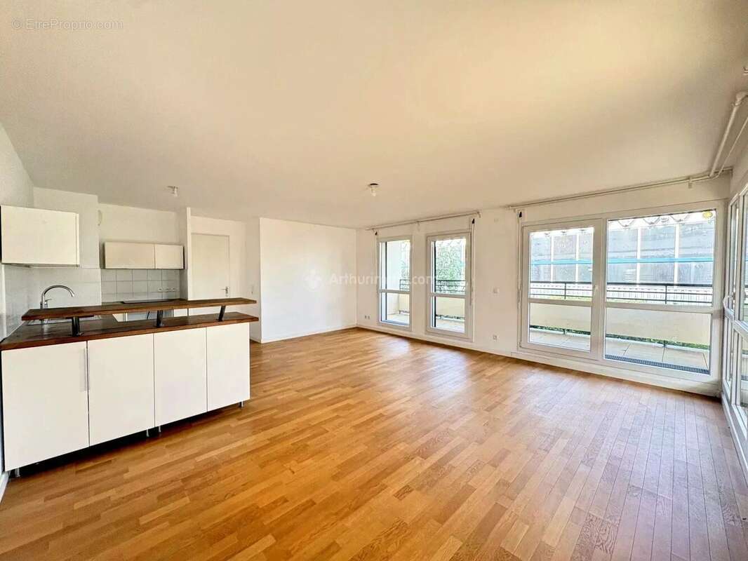Appartement à BUSSY-SAINT-GEORGES