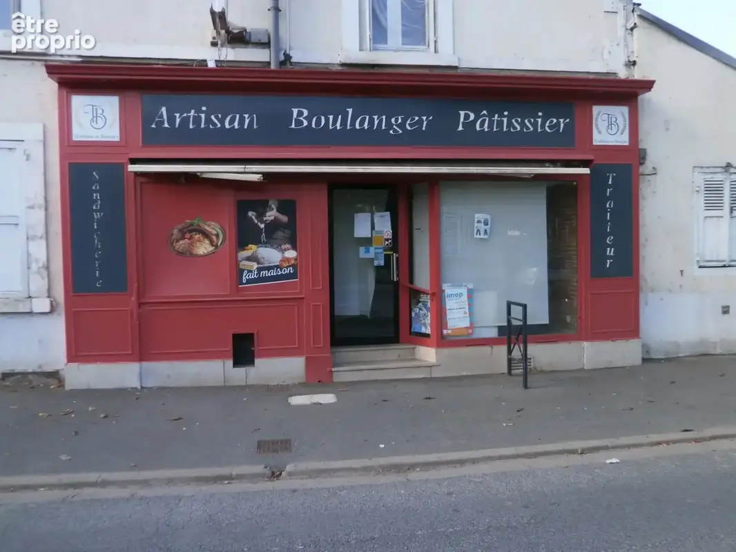 Photo Commerce à Bourges au prix de 67 200€