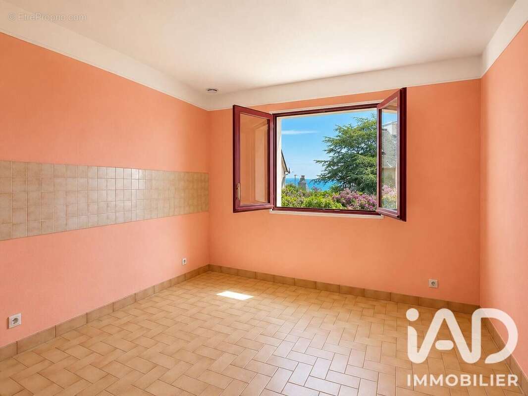 Maison 95 m² à Ploubazlanec  - photo 9