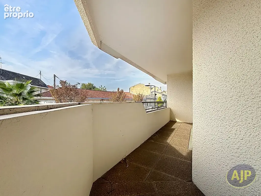 T3 Bordeaux Saint-Augustin-Balcon-Parking - photo 6