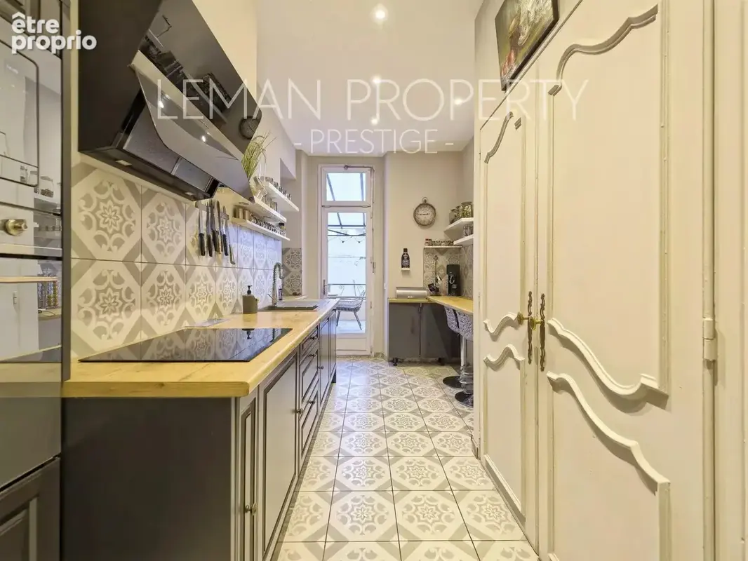 Cannes vente 4 pièces de 141,38 m2 - jardin - terrasse - garage - photo 4