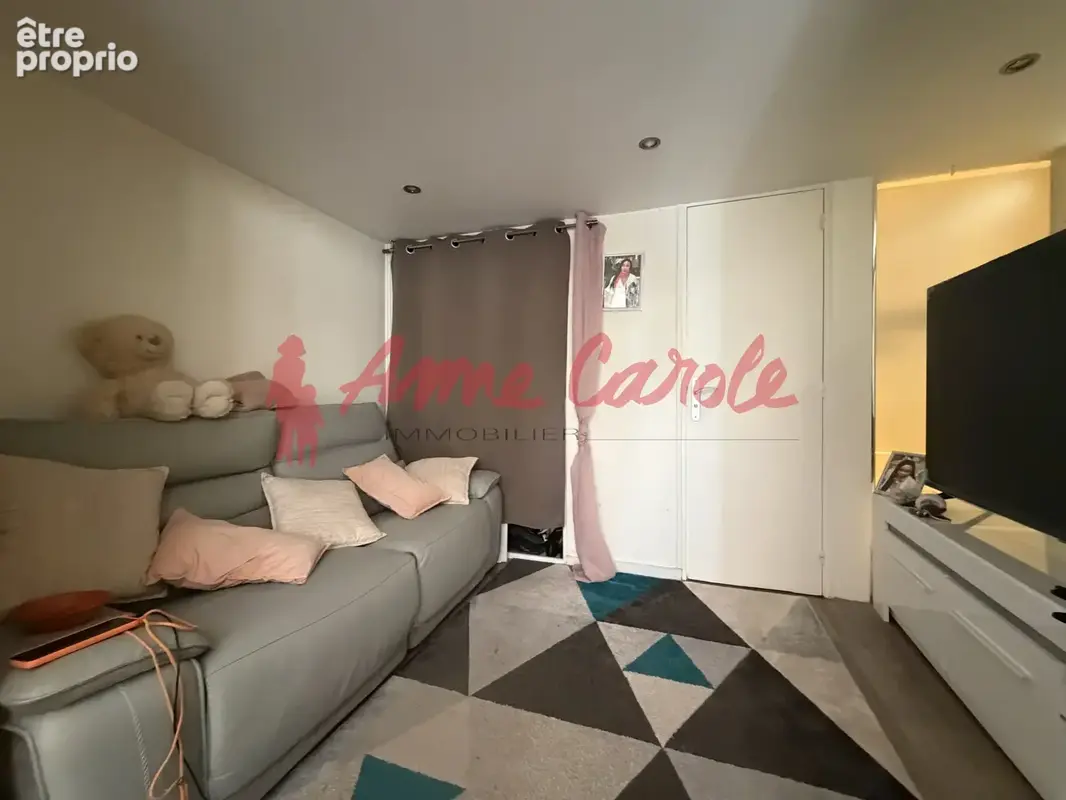 2 p 25 M2 idéalement située - photo 5