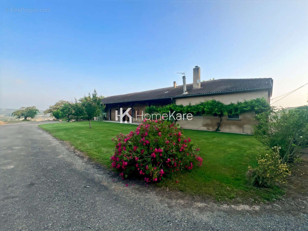 Maison à L&#039;ISLE-EN-DODON