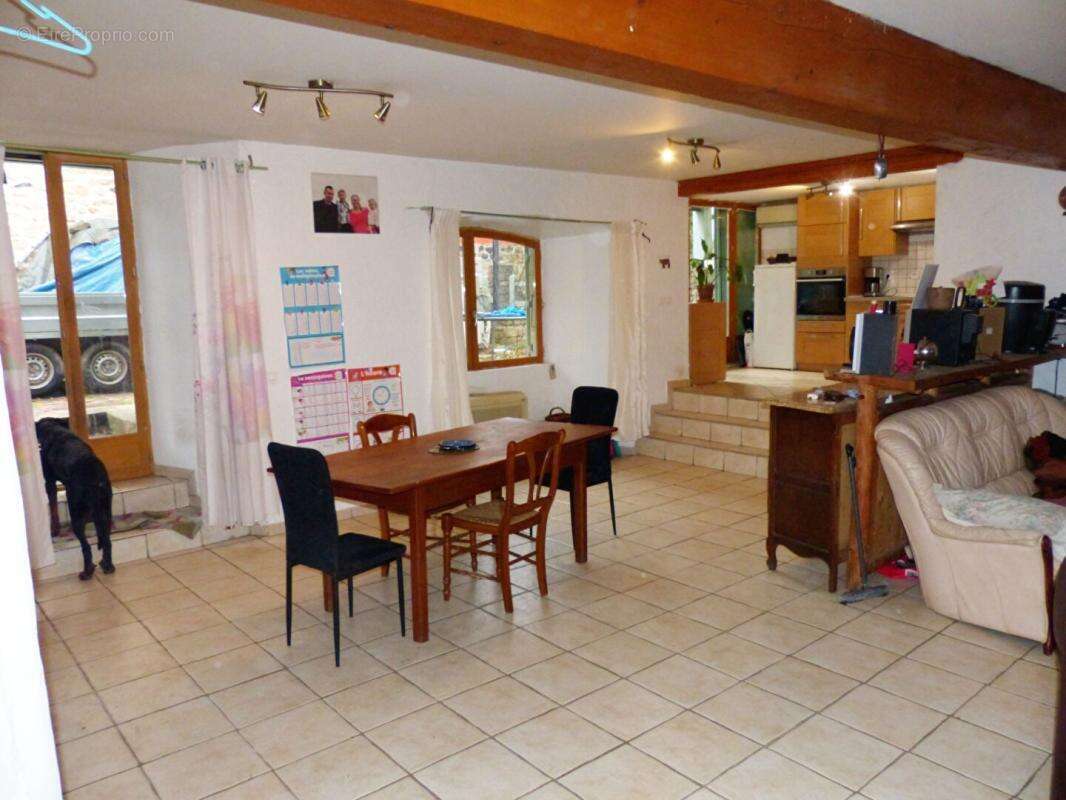 Jolie maison en pierre de 159 m² à Saint-Julien Chapteuil - photo 7