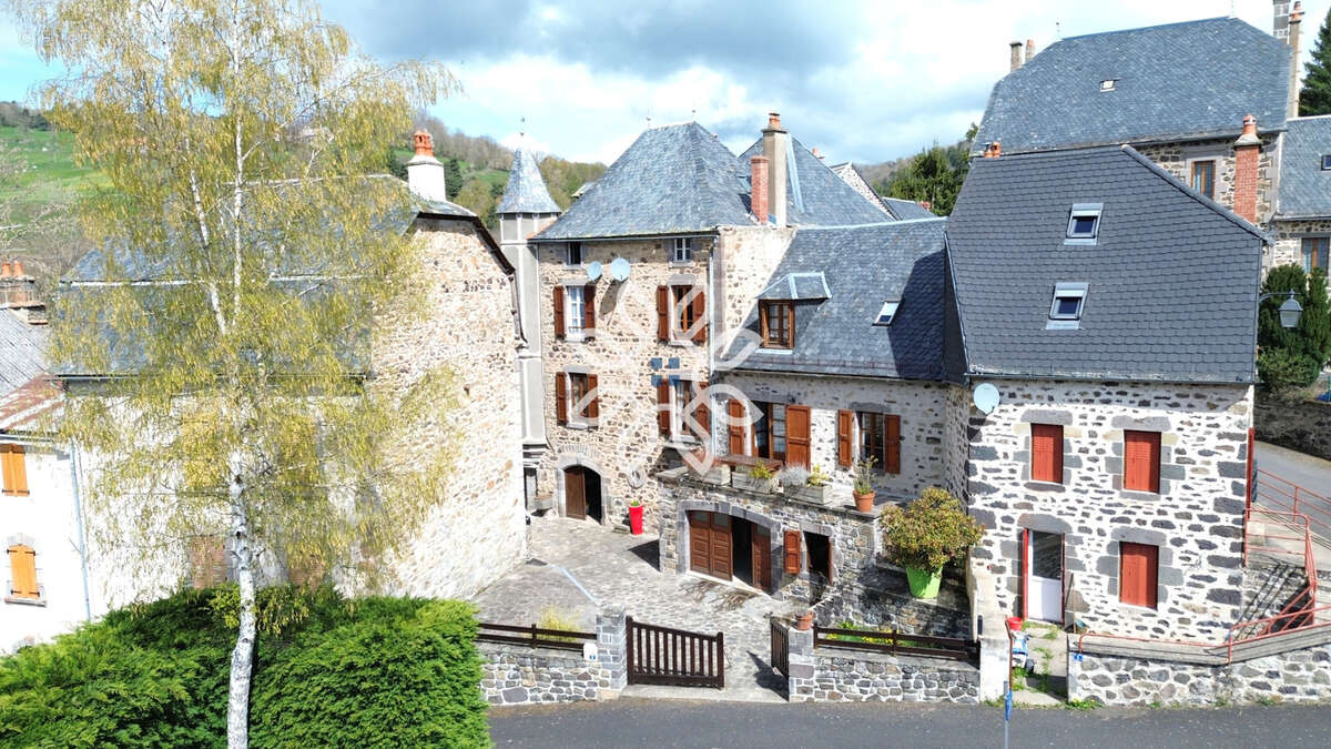Maison à PEYRUSSE
