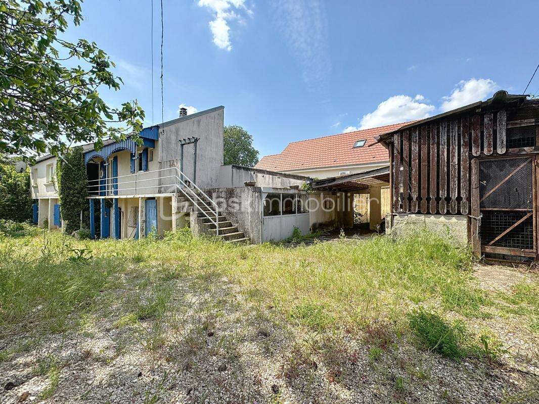 Maison à SAINT-USAGE