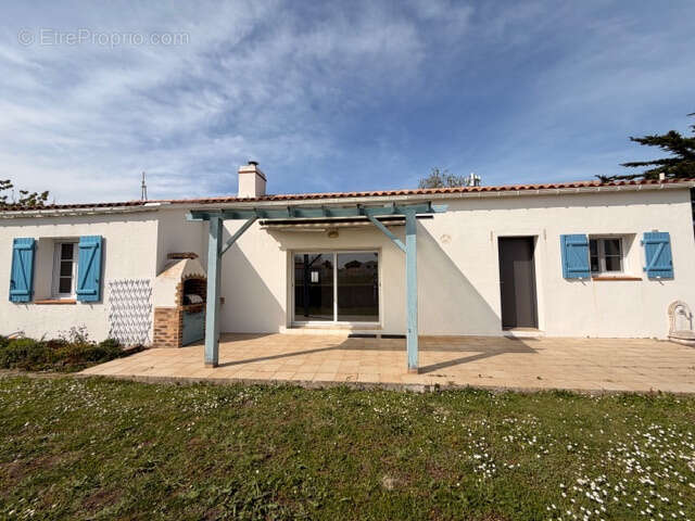 Maison à BARBATRE