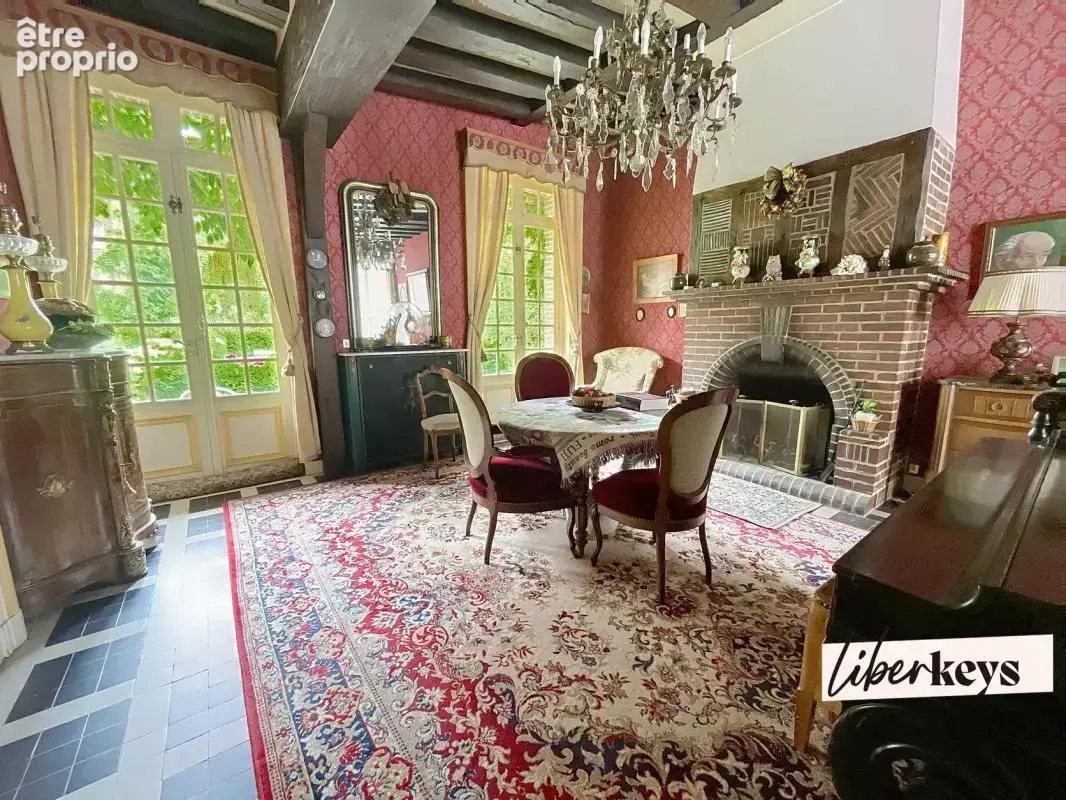 Rare à Verneuil-sur-Avre : demeure historique et jardin de 1 560 m² - photo 12