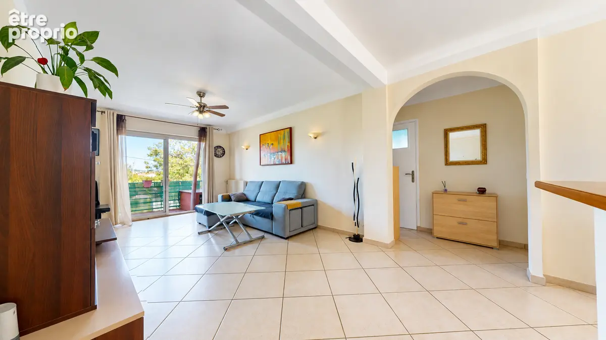 Appartement à VILLENEUVE-LOUBET