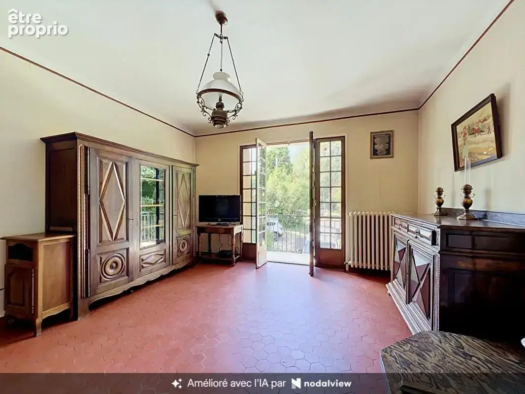 ORCINES (63870) - Maison individuelle de 112 m² habitables (185 m² utiles) sur terrain de 996 m² - photo 3