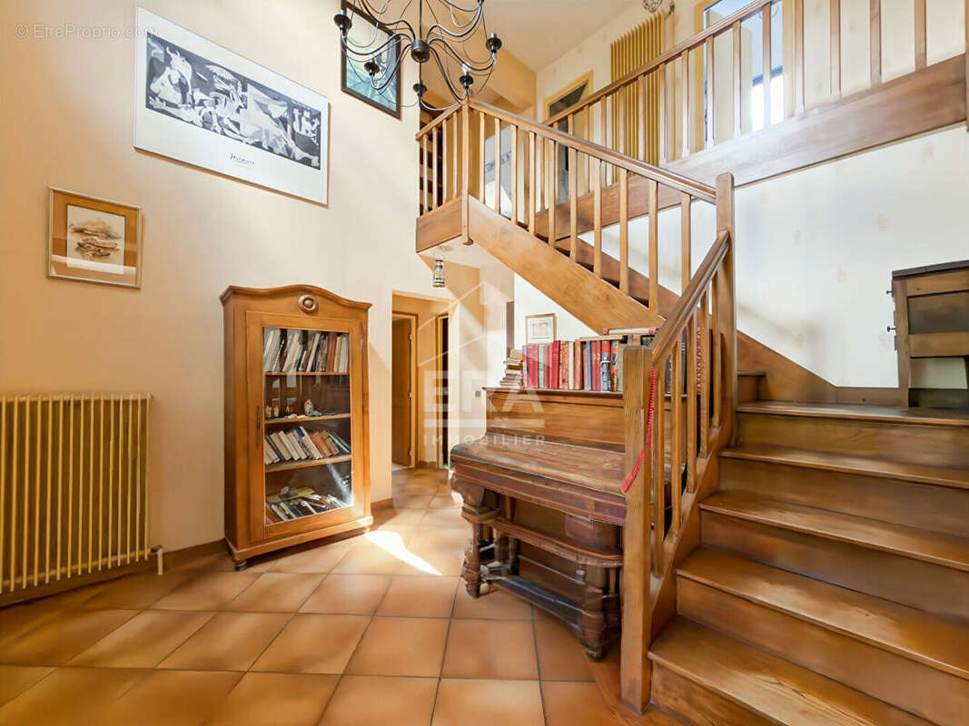 Maison à SAINT-FARGEAU-PONTHIERRY