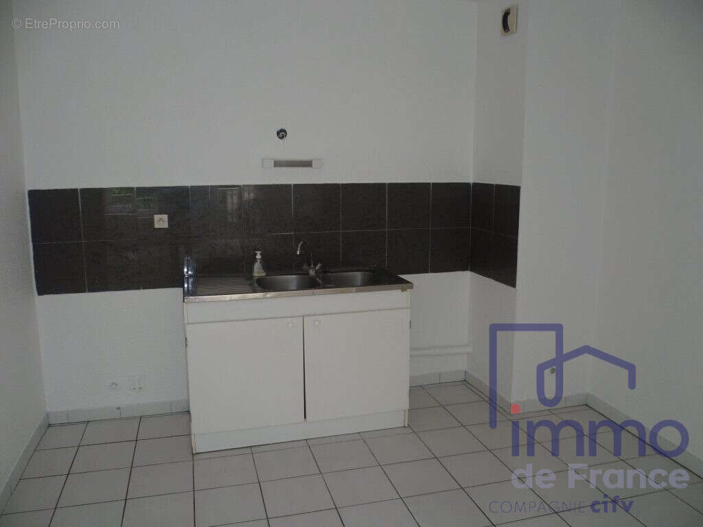 Appartement à SAINT-ETIENNE