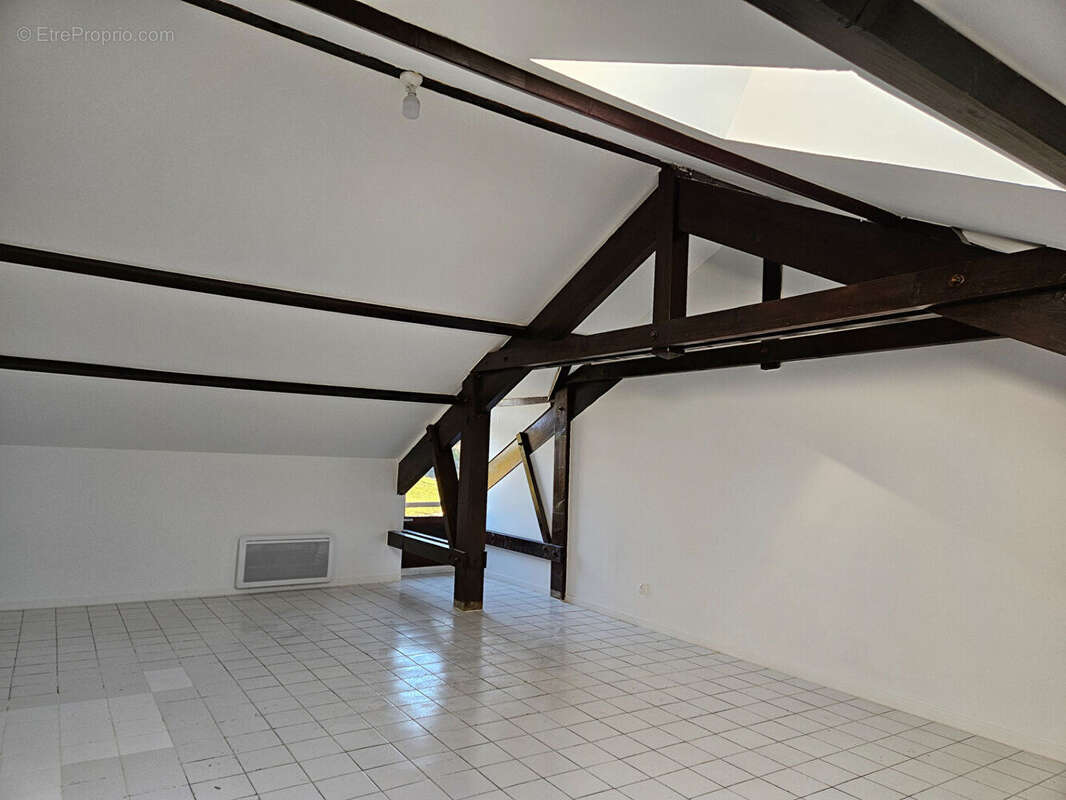 Appartement à CRESPIERES