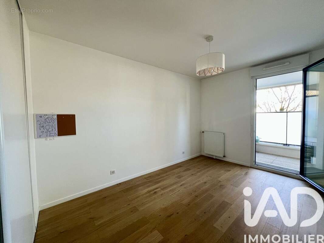 Photo 5 - Appartement à JOUY-LE-MOUTIER