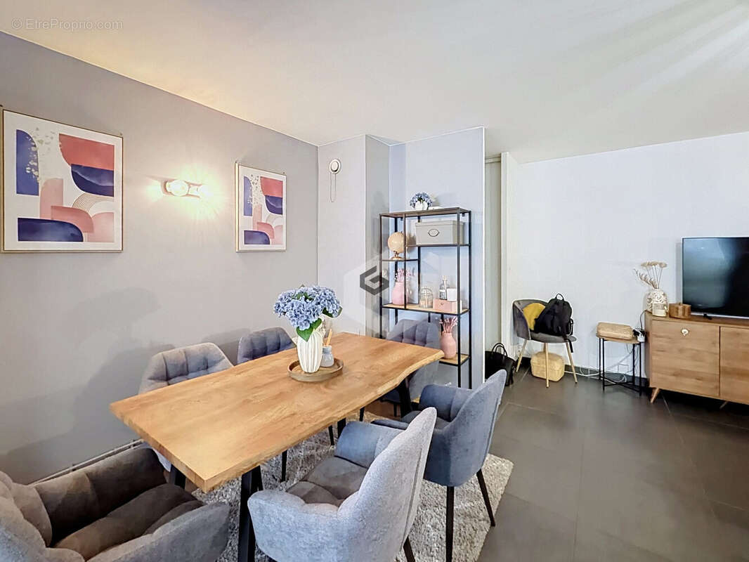 Appartement 80 m² à Reims  - photo 3