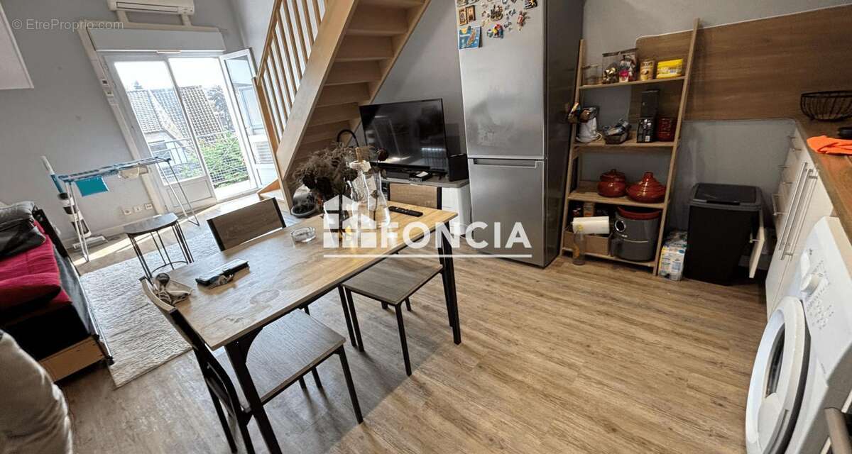 Appartement à CHILLY-MAZARIN