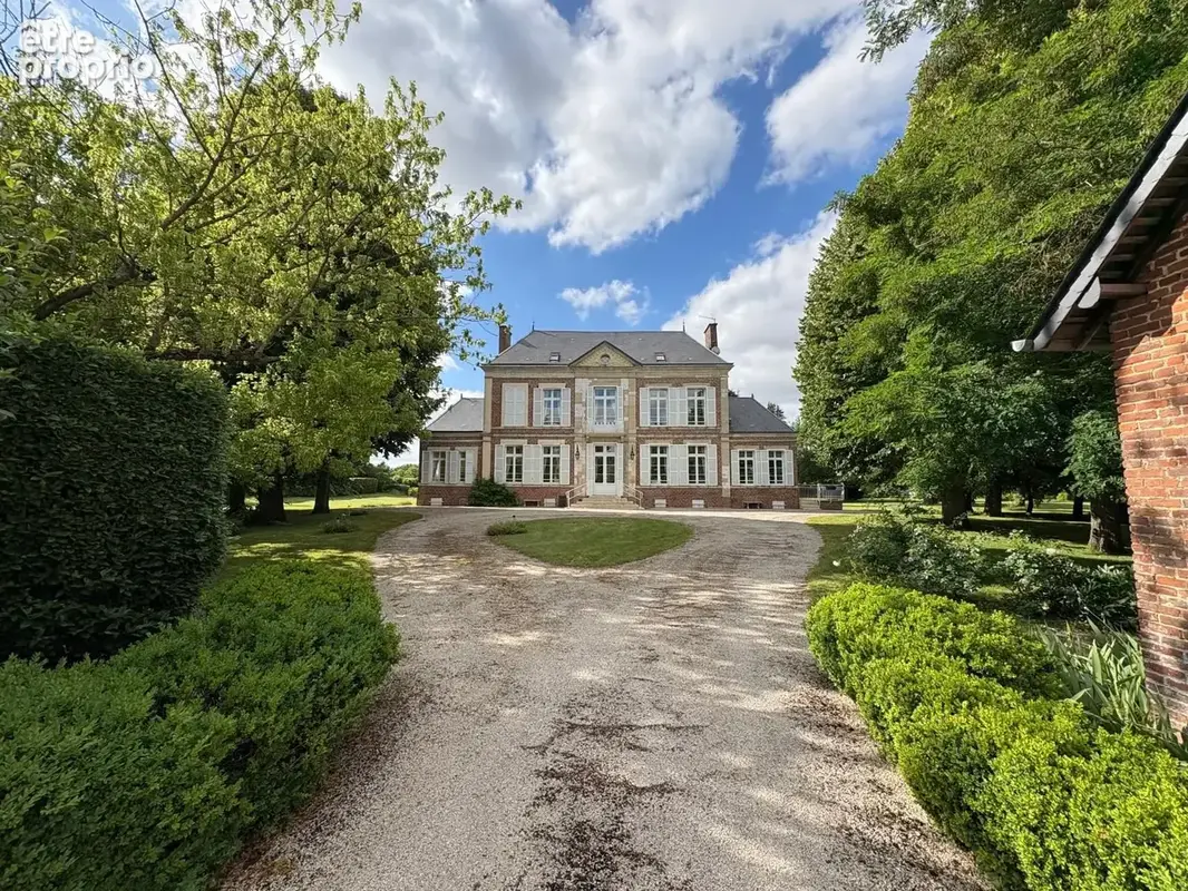 Maison 8 pièces 266 m² · à Montdidier · 266,1 m² · 679 250 €