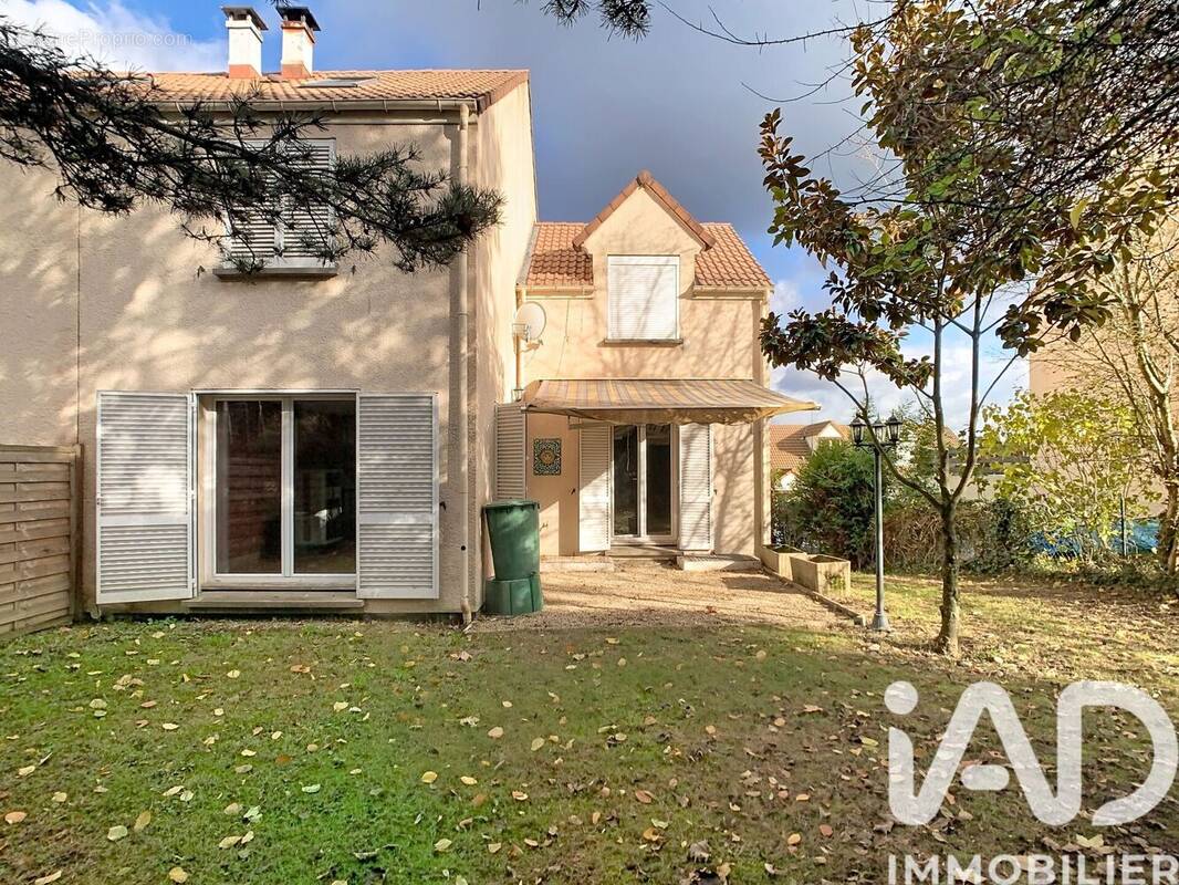 Photo 1 - Maison à VIRY-CHATILLON