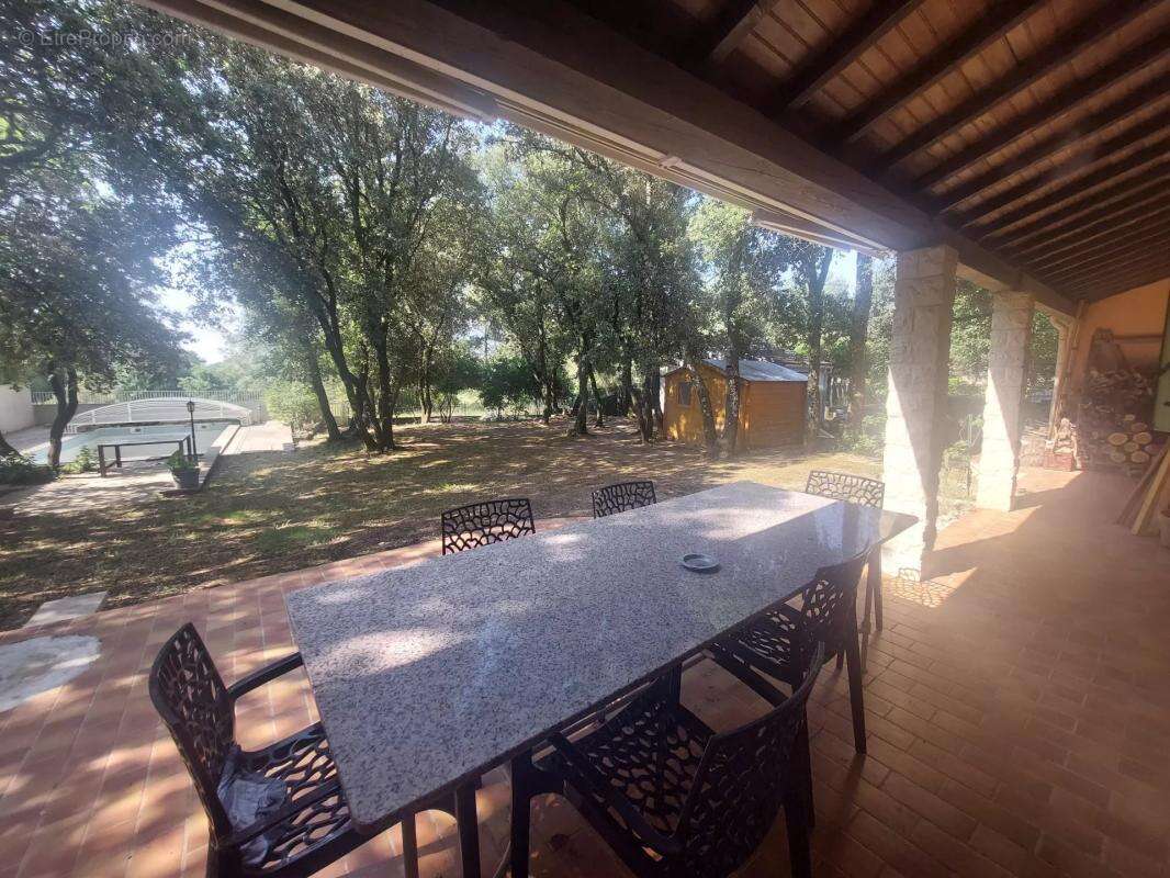 Maison à BOISSET-ET-GAUJAC