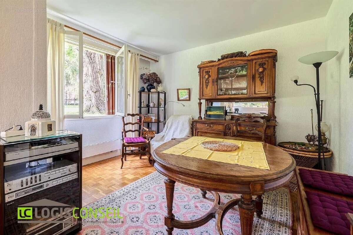 Appartement à CHATENAY-MALABRY