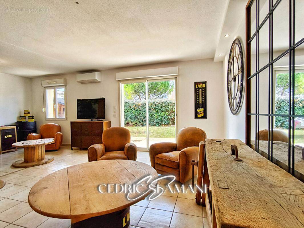 Maison à VILLEMOUSTAUSSOU