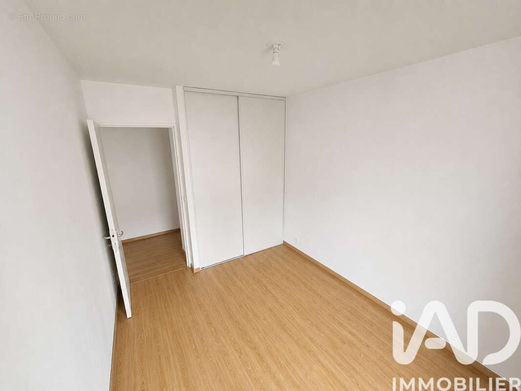Photo 6 - Appartement à OULLINS