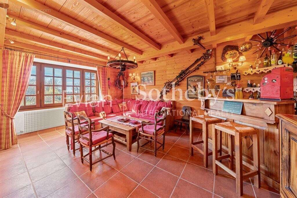 Maison à MAXILLY-SUR-LEMAN