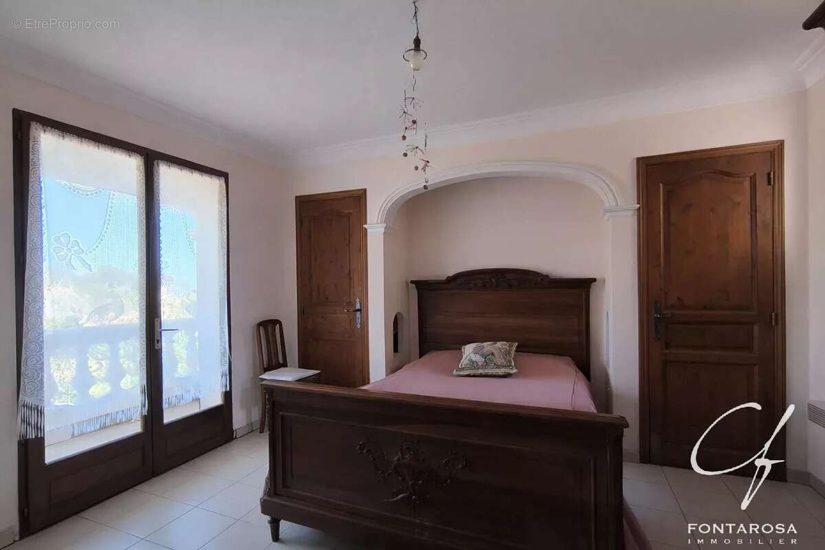 Maison à FREJUS