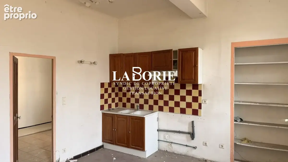 Appartement 240 m² à Avignon  - photo 4