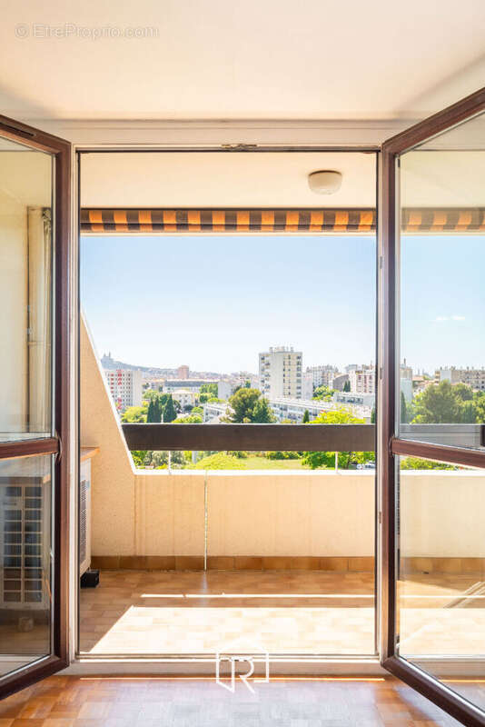 Appartement à MARSEILLE-12E