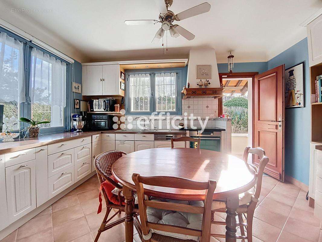 Maison à SAINT-GRATIEN