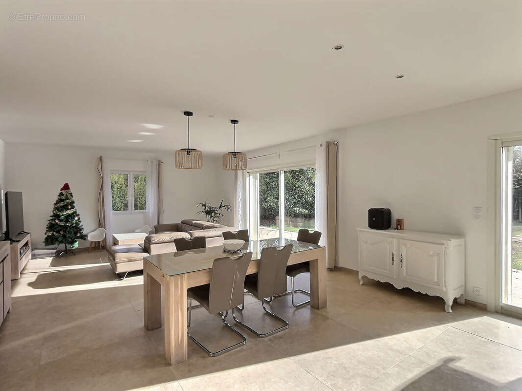 Maison à LANSARGUES