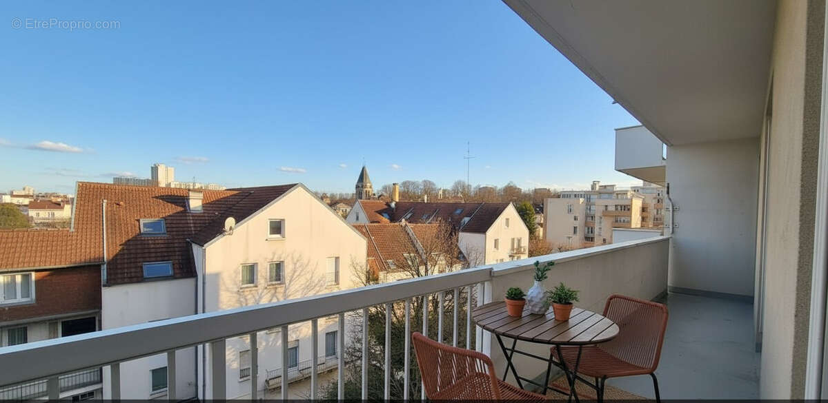 Appartement à THIAIS