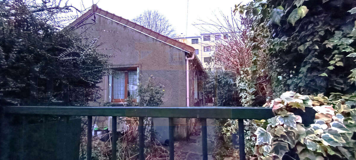 Maison à SAINT-CYR-L&#039;ECOLE