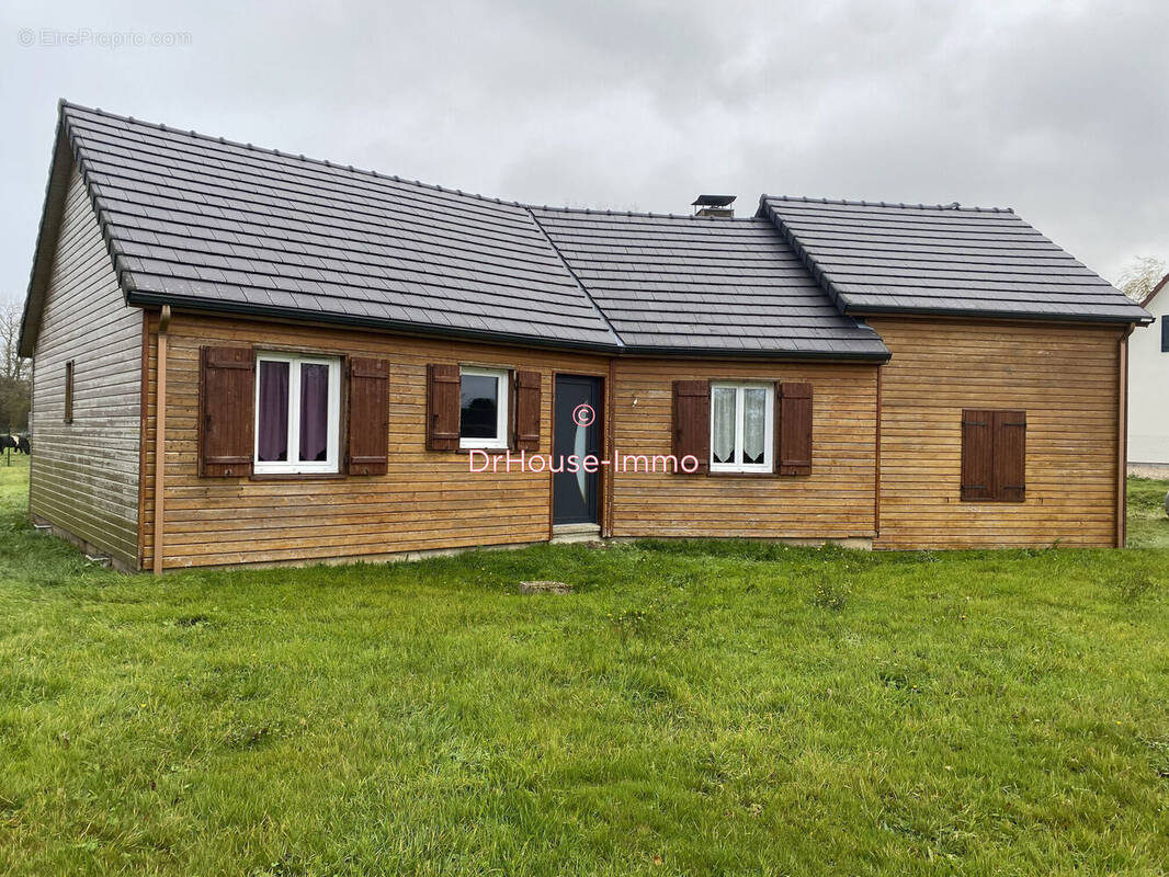 Maison à NOTRE-DAME-D&#039;ALIERMONT