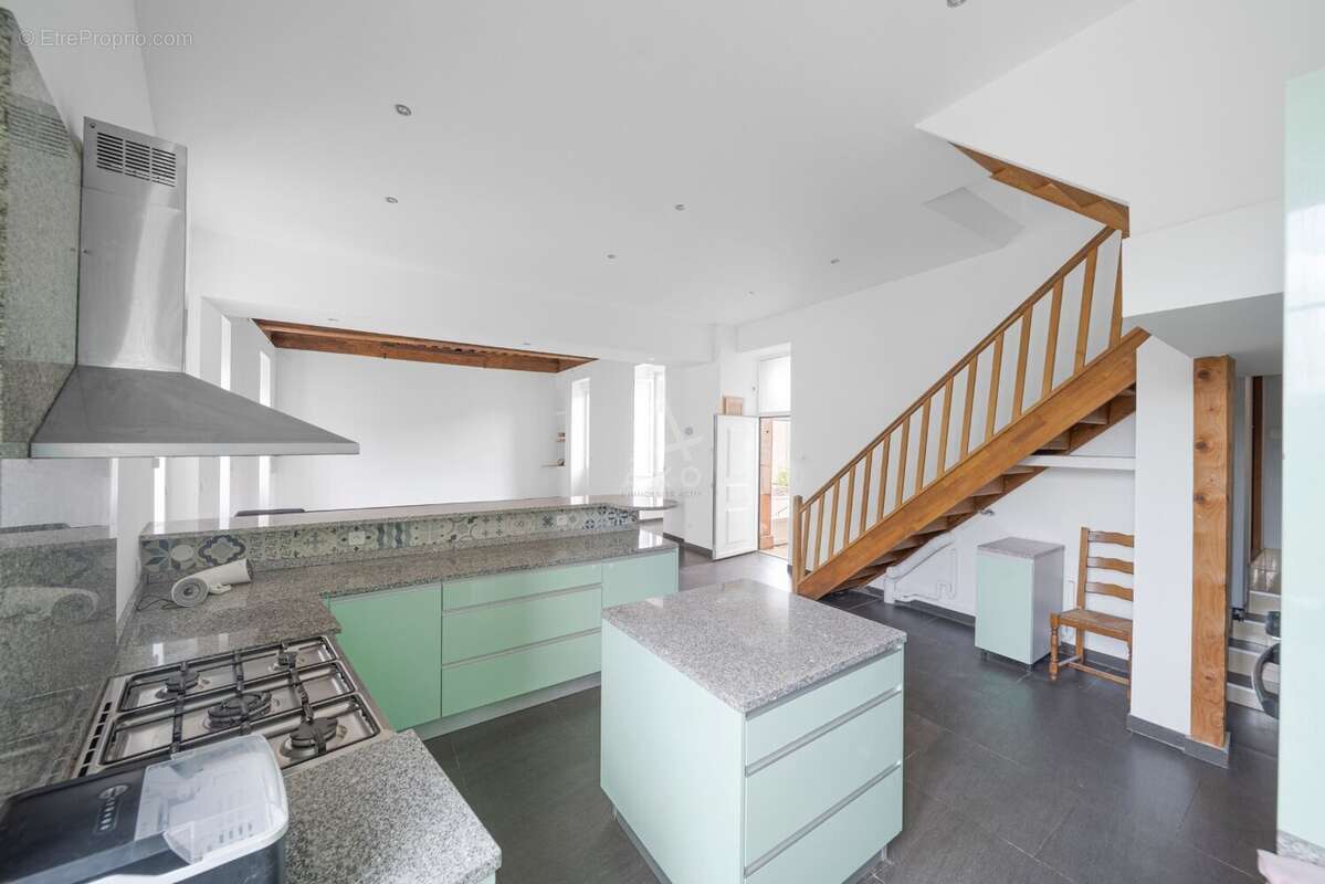 Maison à FLEUREY-SUR-OUCHE