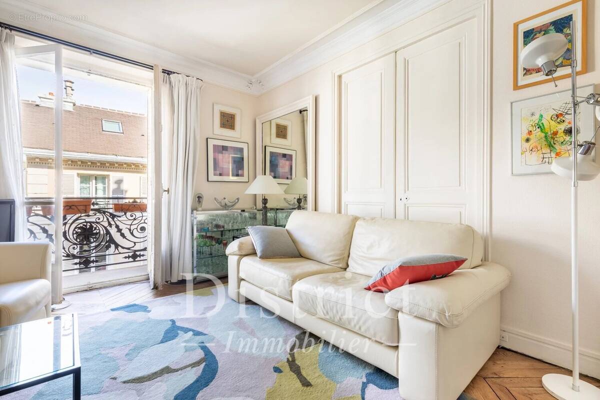 Appartement à PARIS-5E