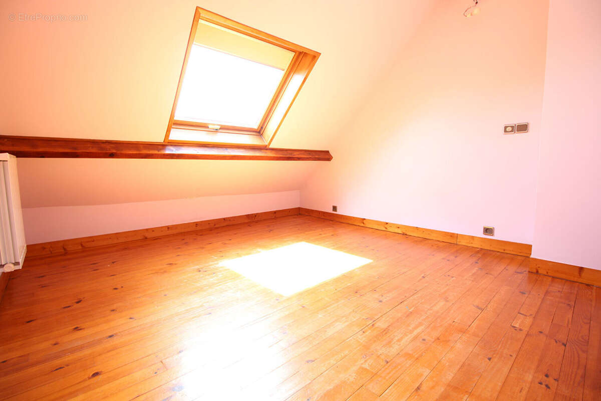 Maison à SARTROUVILLE