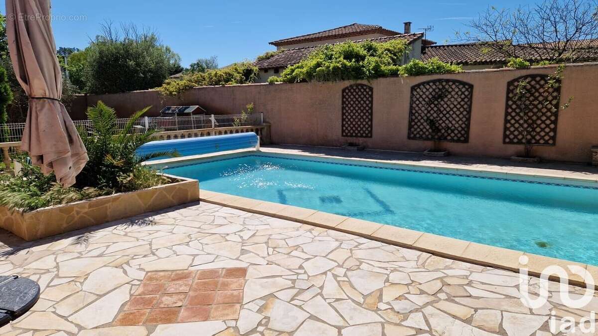 Photo 3 - Maison à EYGUIERES