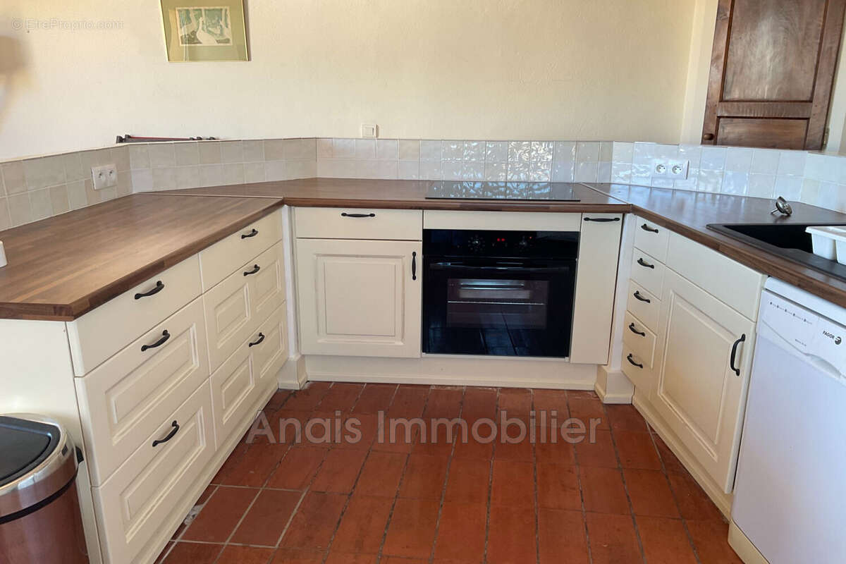 Appartement à COGOLIN