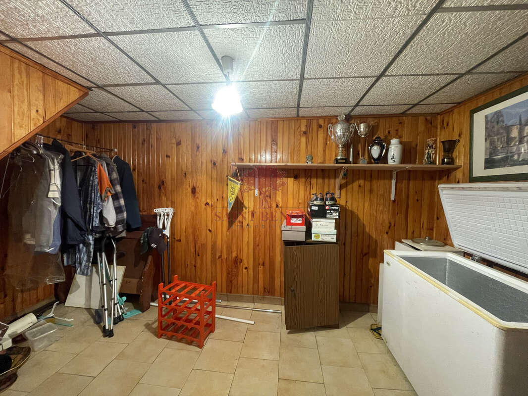 Villa de plain pieds de 121m2 de type t3 avec un bureau et un sous sol de 96m2 - photo 17